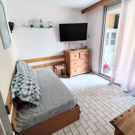 Lvam - 6 Person - Swimming Pool - Richelieu Apartmán *